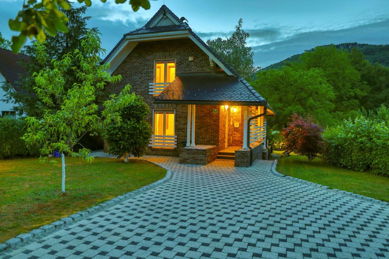 Holiday Home Villa Sara Bihac Ngoại thất bức ảnh