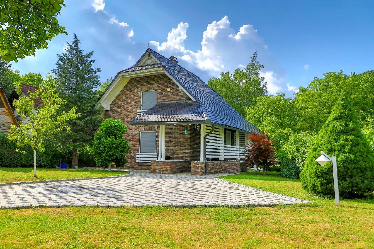 Holiday Home Villa Sara Bihac Ngoại thất bức ảnh