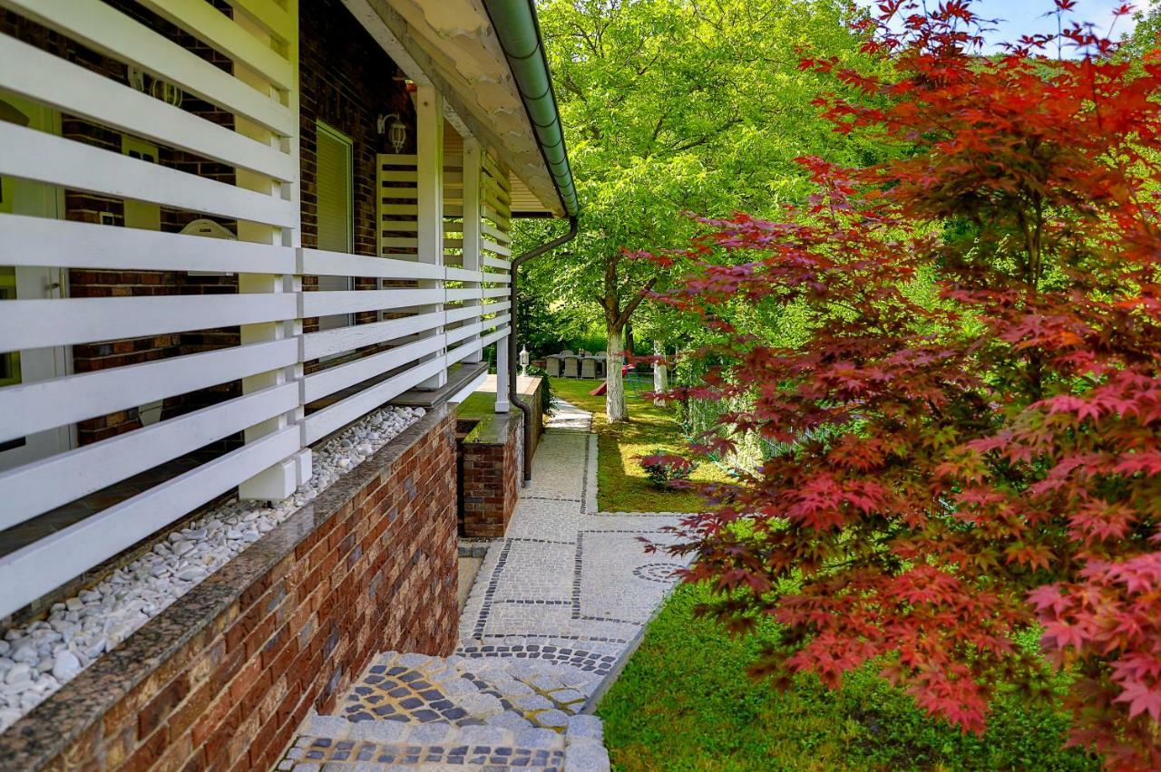 Holiday Home Villa Sara Bihac Ngoại thất bức ảnh
