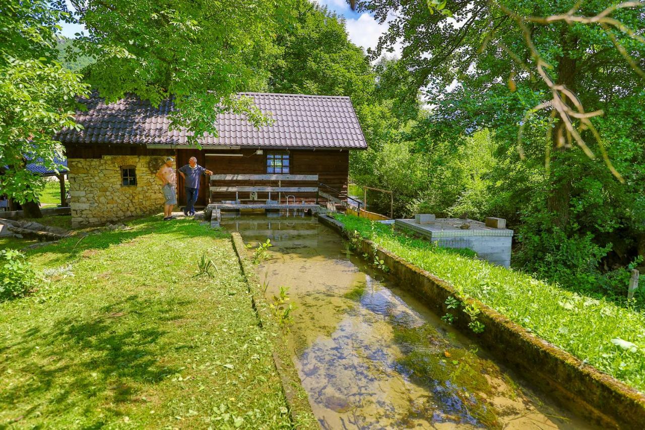 Holiday Home Villa Sara Bihac Ngoại thất bức ảnh